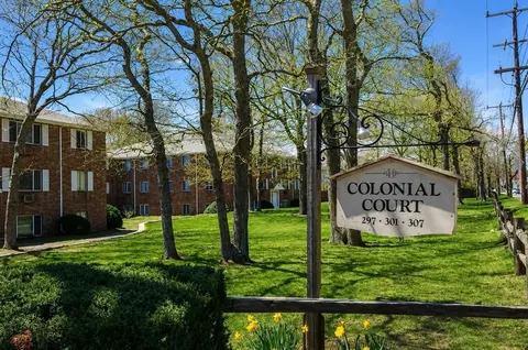 307 W Main St #1, Hyannis, MA 02601