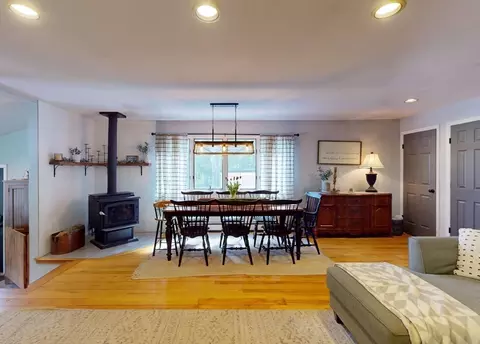 Dining - 34 Deer Run Path, Heath, MA 01346 photo 2 of 3