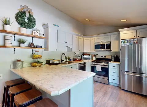 Kitchen - 34 Deer Run Path, Heath, MA 01346 photo 4 of 4