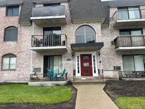 90 High St #309, Dedham, MA 02026