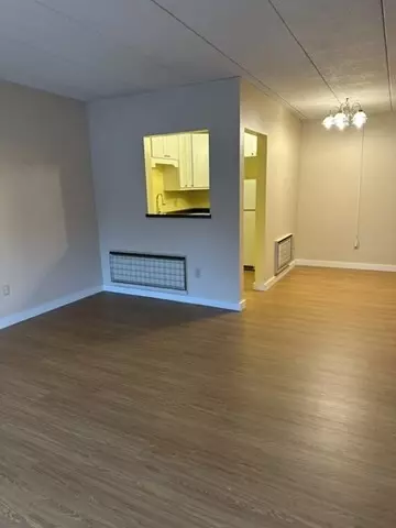 90 High St #309, Dedham, MA 02026 photo 4