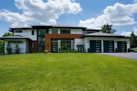 556 Middle Rd, Boxborough, MA 01719