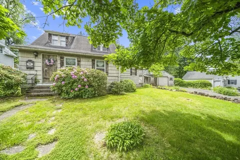 131 Lincoln, Longmeadow, MA 01116