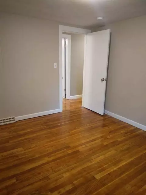 Bedroom - 42 Lowell Rd, Pepperell, MA 01463 photo 3 of 4