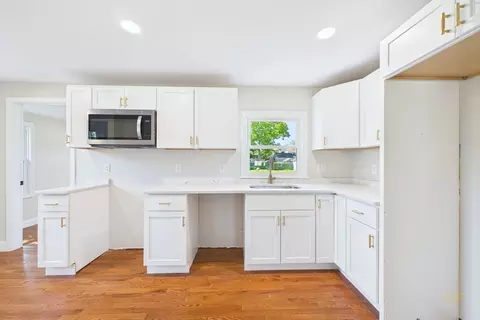 Kitchen - 44 Wing Rd, Acushnet, MA 02743 photo 1 of 2