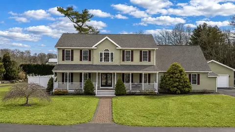 6 Angle Ct, Westport, MA 02790