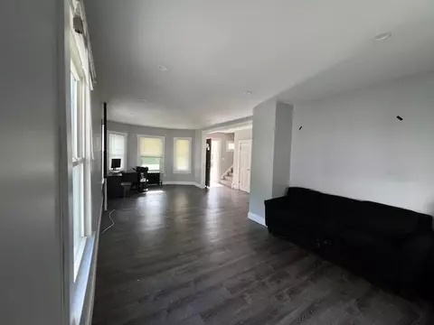 Living - 19 Wareham St, Springfield, MA 01108 photo 1 of 1