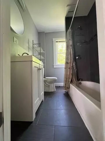 Entry Way - 19 Wareham St, Springfield, MA 01108 photo 2 of 2