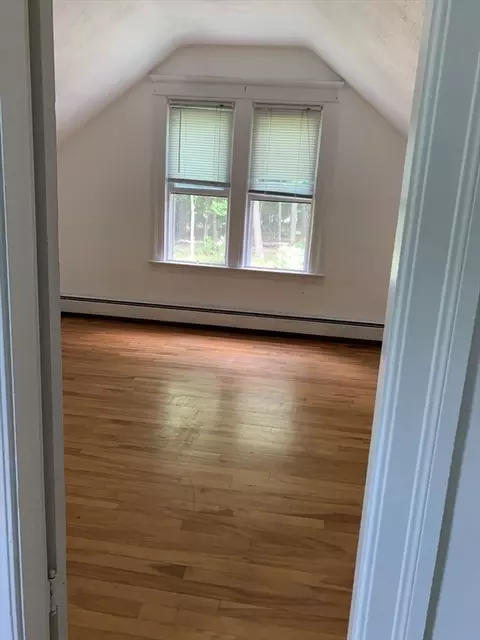 Bedroom - 16 Svenson Ave, Worcester, MA 01607 photo 4 of 6