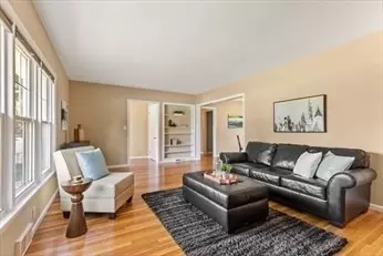 6 Miland Ave, Chelmsford, MA 01824