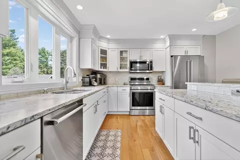 24 Mill Rd, East Longmeadow, MA 01028 photo 12