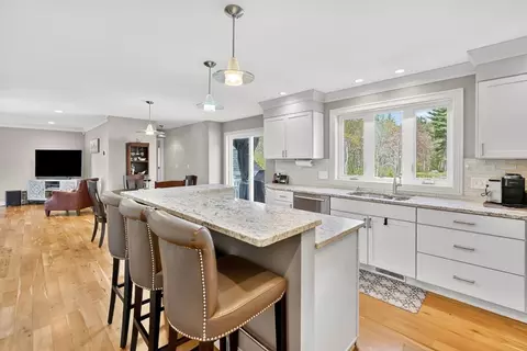 24 Mill Rd, East Longmeadow, MA 01028 photo 14