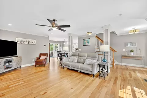 24 Mill Rd, East Longmeadow, MA 01028 photo 7