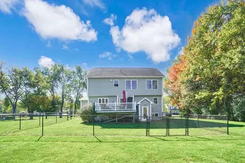 24 Mill Rd, East Longmeadow, MA 01028 photo 2
