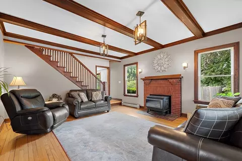 34 Great Rd, Maynard, MA 01754 photo 3