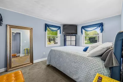 Bedroom - 157 Nicholas Rd, Raynham, MA 02767 photo 2 of 4