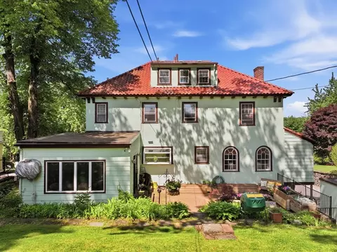 Exterior - 32 Terrace Dr, Worcester, MA 01609 photo 2 of 7