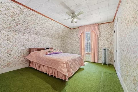 Bedroom - 17 E Howe St, Orange, MA 01364 photo 3 of 10