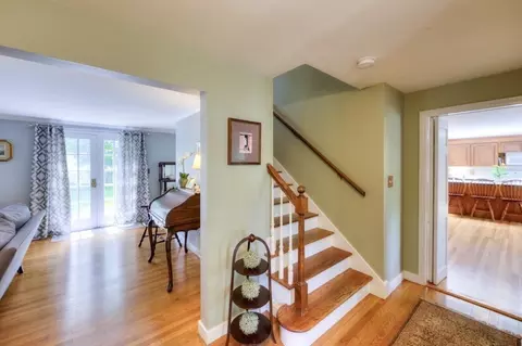 5 Algonquin Rd, Worcester, MA 01609 photo 4