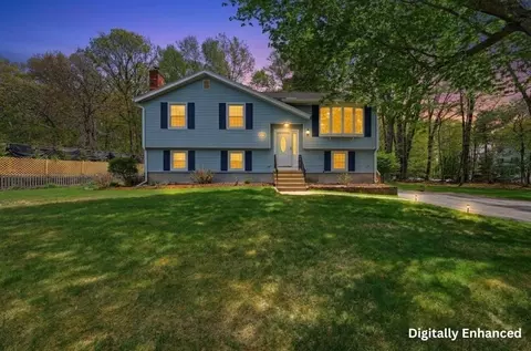 12 Village Ln, Billerica, MA 01862