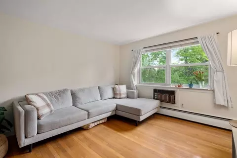 14 Commonwealth Ct #11, Boston, MA 02135