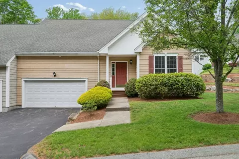 11 Summerfield Dr #11, Grafton, MA 01560