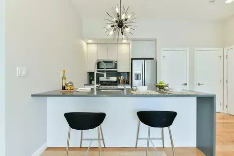 87 Parker St #402, Chelsea, MA 02150