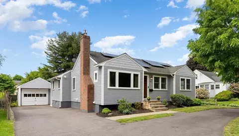 60 Lakeshore Ave, Beverly, MA 01915