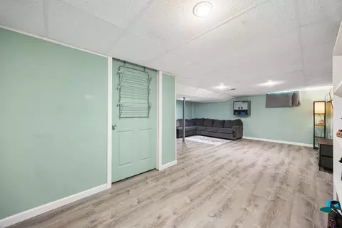 37 Parkerview St, Springfield, MA 01129 photo 21
