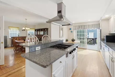 Kitchen - 20 Raymond St, Everett, MA 02149 photo 3 of 8