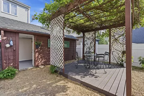 Exterior - 20 Raymond St, Everett, MA 02149 photo 4 of 10