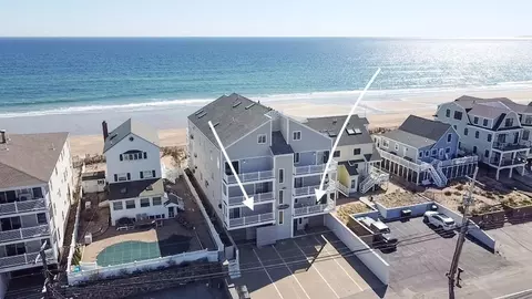178 N End Blvd #A, Salisbury, MA 01952