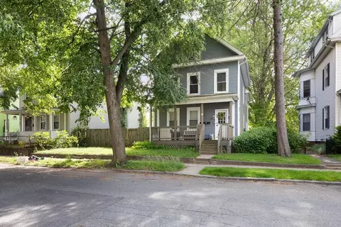 45 Taylor St, Holyoke, MA 01040
