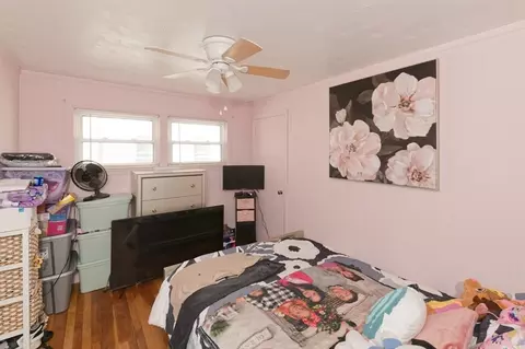 Bedroom - 121 Pilgrim Ave, Worcester, MA 01604 photo 3 of 4