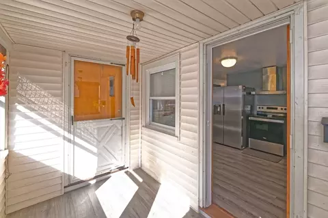 Exterior - 121 Pilgrim Ave, Worcester, MA 01604 photo 4 of 6
