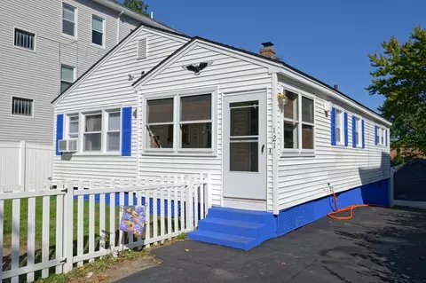 Exterior - 121 Pilgrim Ave, Worcester, MA 01604 photo 3 of 6