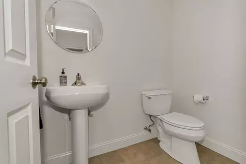 359 Main St #18A, Easthampton, MA 01027 photo 25