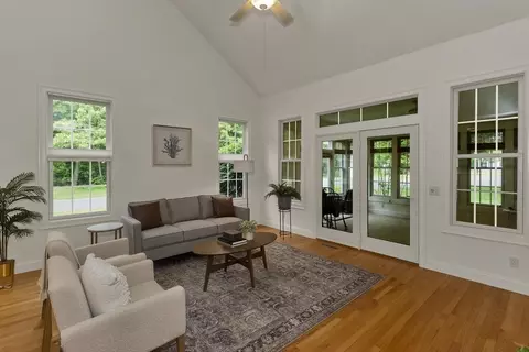 359 Main St #18A, Easthampton, MA 01027 photo 20