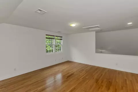 359 Main St #18A, Easthampton, MA 01027 photo 32