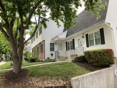12 Pamela Ln #12, Amesbury, MA 01913