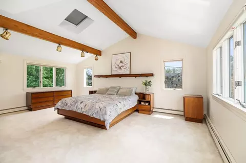 Bedroom - 8 Atlantic Rd, Gloucester, MA 01930 photo 3 of 3