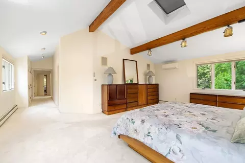 Entry Way - 8 Atlantic Rd, Gloucester, MA 01930 photo 1 of 1