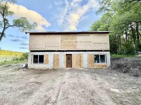 100 Bucklin Rd, Adams, MA 01220