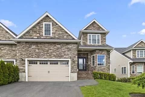 16 Cape Club Dr #16, Sharon, MA 02067