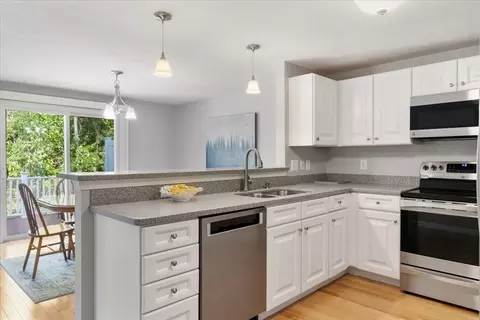 Kitchen - 29 Coldspring Dr #A, Sutton, MA 01590 photo 2 of 3
