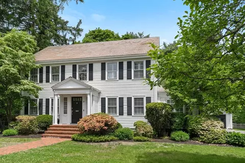 21 Elm St, Wellesley, MA 02481