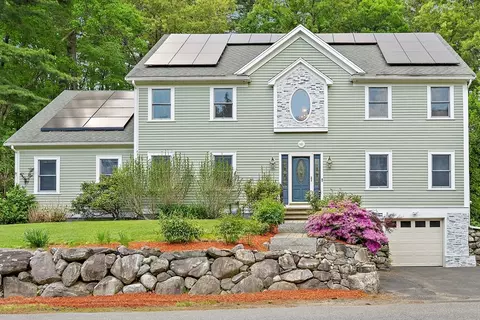 139 Willow St, Acton, MA 01720