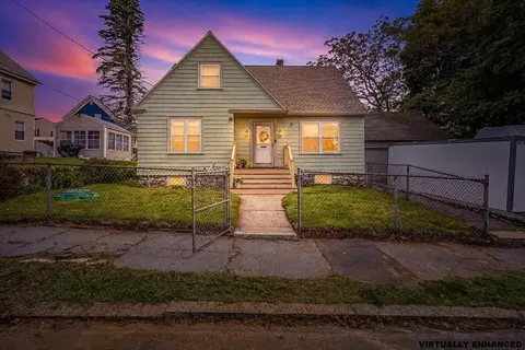 22 Lippold St, Methuen, MA 01844
