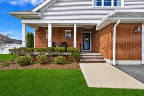 3 Shea Ln, Foxboro, MA 02035 photo 3