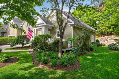 25 Seton Highlands #25, Plymouth, MA 02360